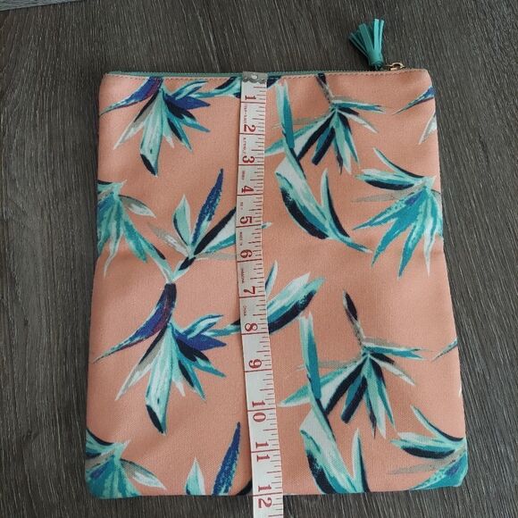 Rachel Pally Paradise Reversible Faux Leather & Canvas Zippered Clutch - Picture 13 of 13